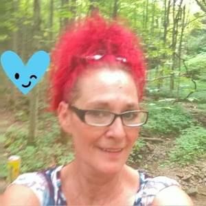 Meet your Posher, Nikki